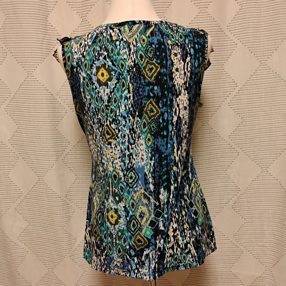 Susan Lawrence Women's Blue Patterned Ruffle Top V neck Blouse Size Medium - Picture 4 of 7